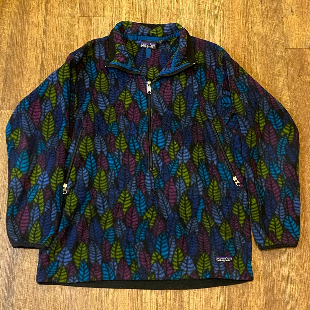 Patagonia printed half zip fleece